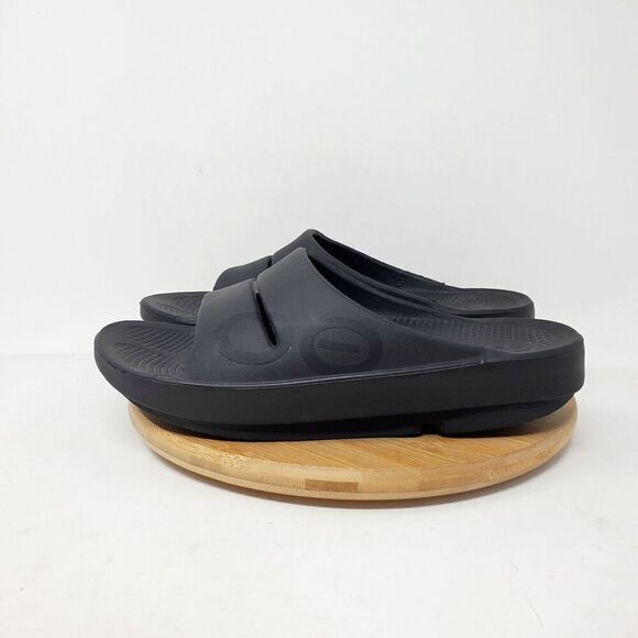 Oofos Sandals Womens 7 Ooahh Black Slide Recovery Sport Pool Beach Slip On Shoes - Picture 1 of 13
